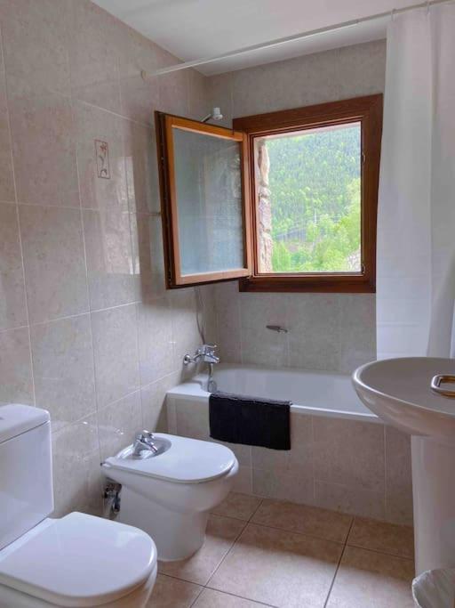 Unico Piso Colorido Y Divertido En Ransol - Increibles Vistas Al Rio Y Naturaleza - Ideal Familias L By Bonesvacances อันดอร์รา ลา เวลลา ภายนอก รูปภาพ