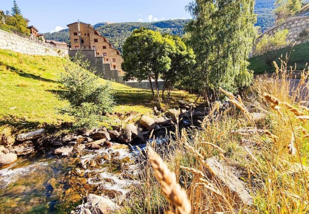 Unico Piso Colorido Y Divertido En Ransol - Increibles Vistas Al Rio Y Naturaleza - Ideal Familias L By Bonesvacances อันดอร์รา ลา เวลลา ภายนอก รูปภาพ